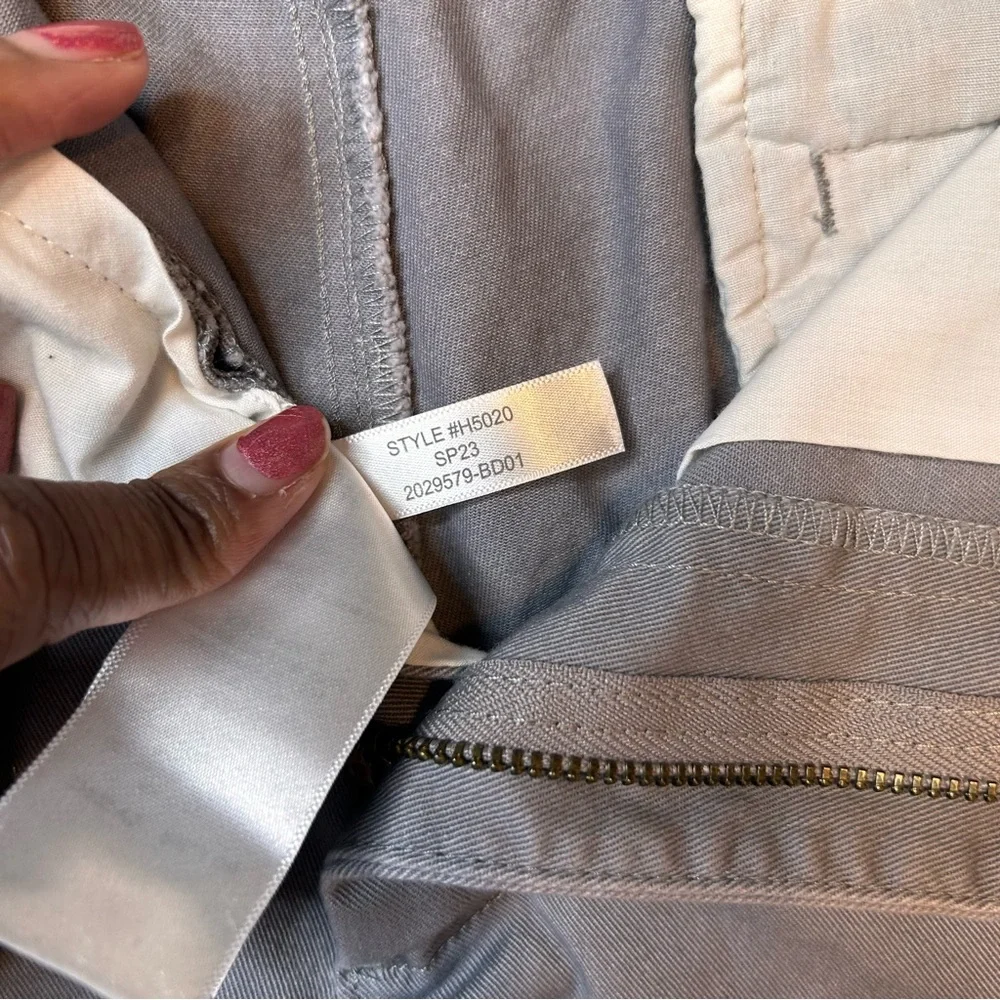 J.Crew Re-Imagine Men’s Short Gray Pants W31 X 9”Inseam
